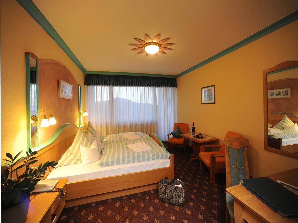 Wellness- Und Ferienhotel Waldesruh Боденмайс Стая снимка